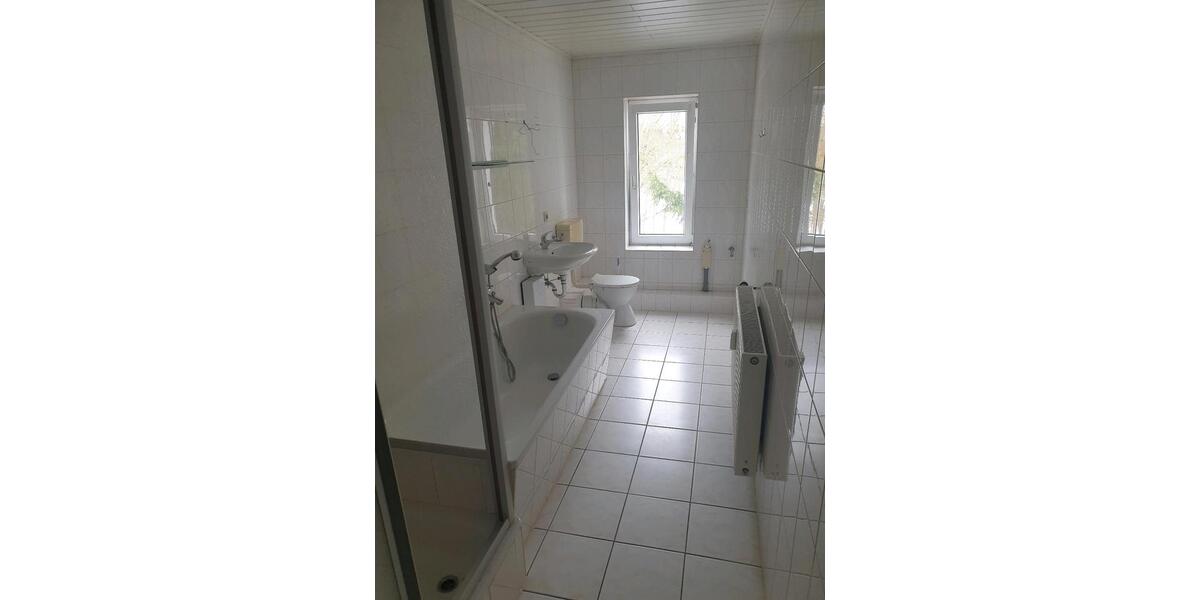 Etagenwohnung Werther - 3 Zimmer, 80 m&sup2;, 450&euro; | Angebot:24850493