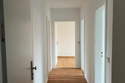 Wohnung Eilsleben - 3 Zimmer, 65 m&sup2;, 450&euro; | Angebot:25403584