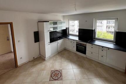 Wohnung Nürnberg Gibitzenhof - 5 Zimmer, 90 m&sup2;, 1.600&euro; | Angebot:26624088