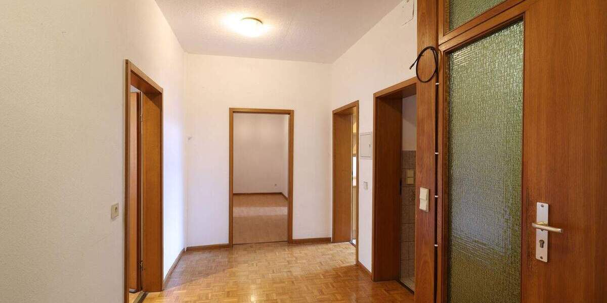 Etagenwohnung Offenburg Südoststadt - 5 Zimmer, 142 m&sup2;, 1.390&euro; | Angebot:24425678