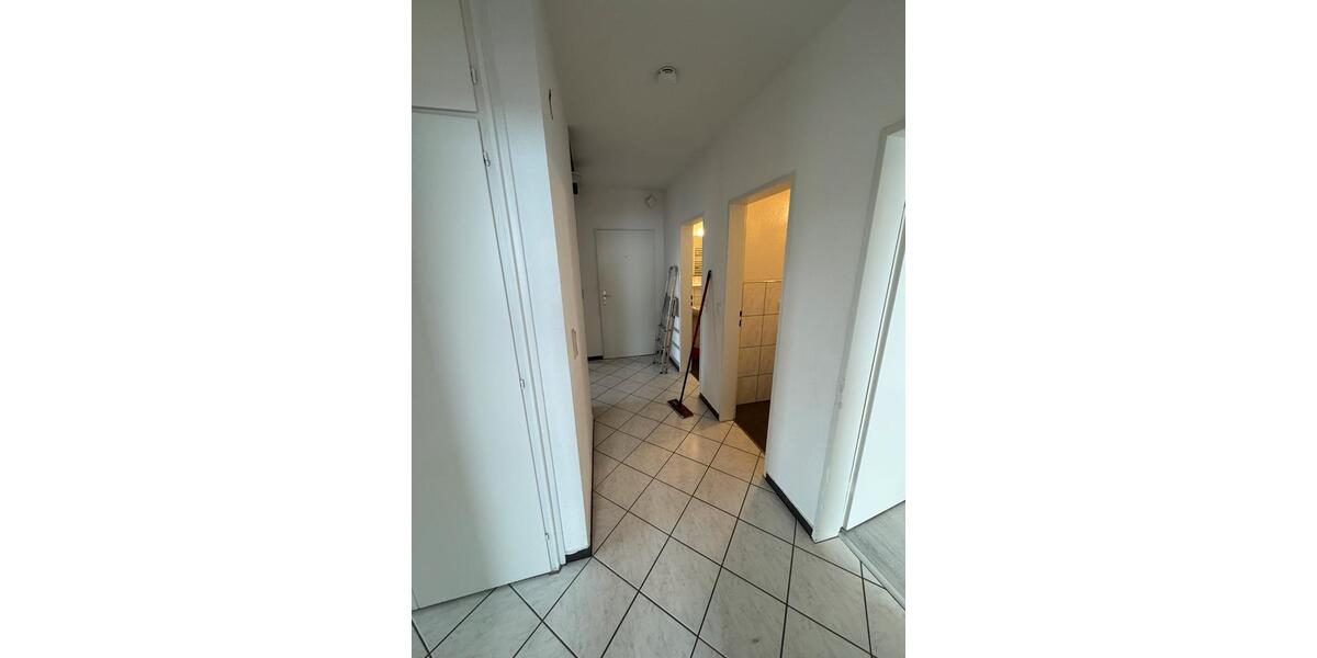 Etagenwohnung Nordenham - 4 Zimmer, 91 m&sup2;, 890&euro; | Angebot:25837175