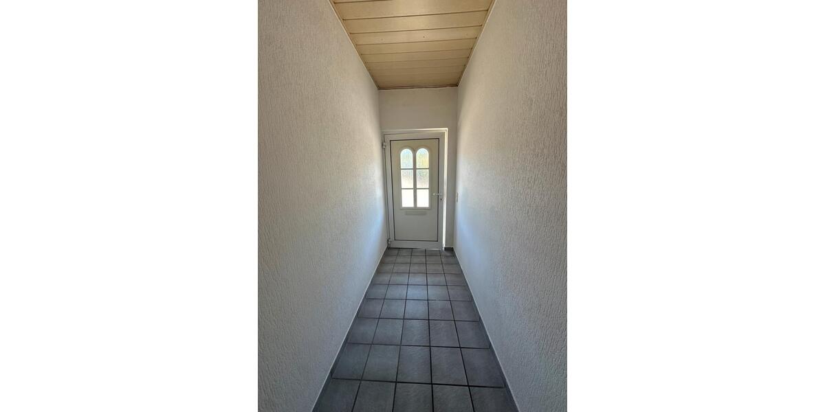 Erdgeschoßwohnung Ortenberg - 3 Zimmer, 80 m&sup2;, 900&euro; | Angebot:26283667