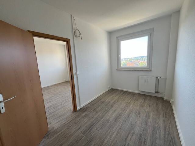 Etagenwohnung Zwickau Pölbitz - 3 Zimmer, 70 m&sup2;, 440&euro; | Angebot:26189649