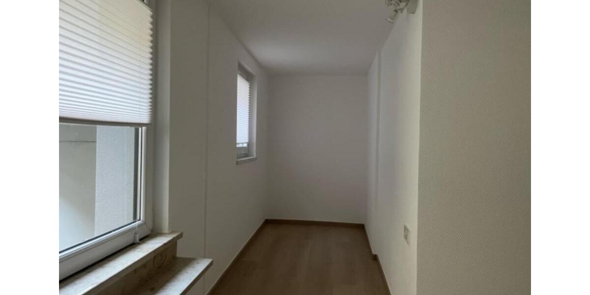 Wohnen auf Zeit Saarbrücken - 13 Zimmer, 78 m&sup2;, 556&euro; | Angebot:25542228