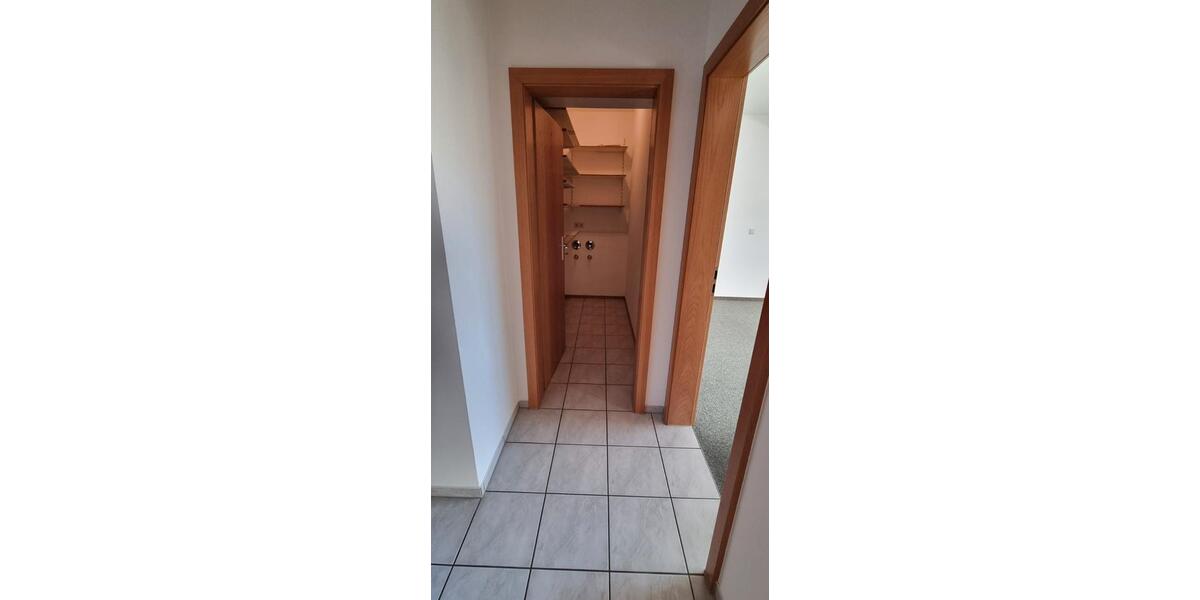 Dachgeschoßwohnung Niederviehbach - 2 Zimmer, 74 m&sup2;, 620&euro; | Angebot:26085041