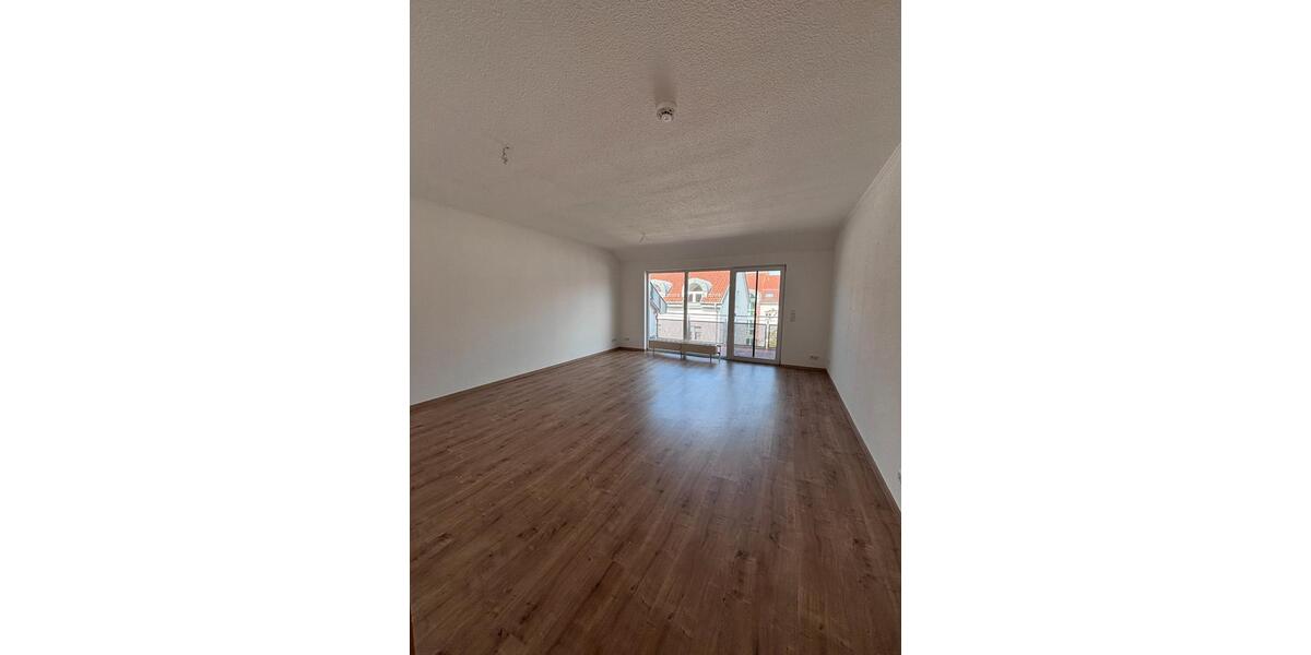 Dachgeschoßwohnung Wittenberge - 3 Zimmer, 75 m&sup2;, 603&euro; | Angebot:26677791