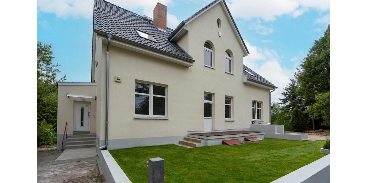 Erdgeschoßwohnung Fürstenberg/Havel Havel - 3 Zimmer, 98 m&sup2;, 980&euro; | Angebot:25961977