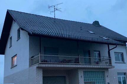 Wohnung Gründau - 4 Zimmer, 1.000&euro; | Angebot:22916507