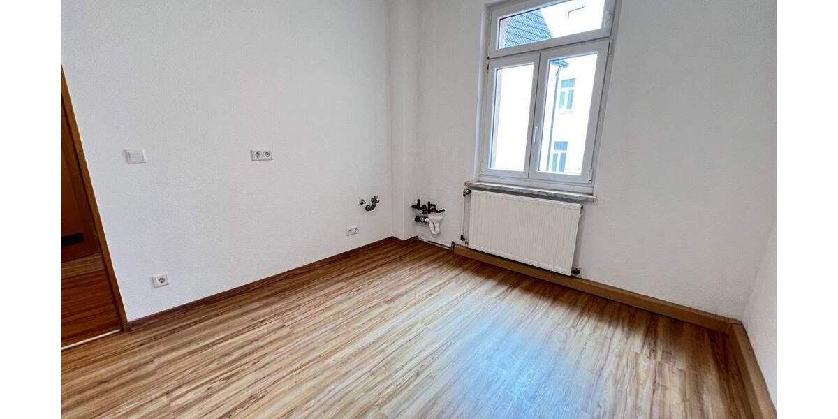 Etagenwohnung Nürnberg Rosenau - 4 Zimmer, 92 m&sup2;, 1.000&euro; | Angebot:25661481