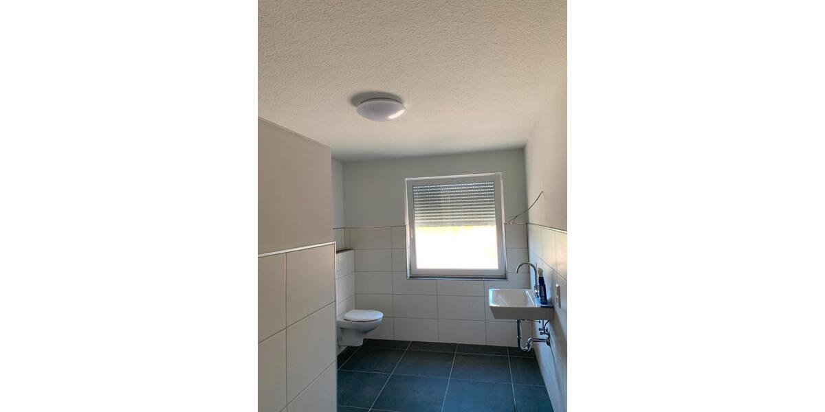 Erdgeschoßwohnung Wiesmoor - 4 Zimmer, 136 m&sup2;, 1.260&euro; | Angebot:26088513