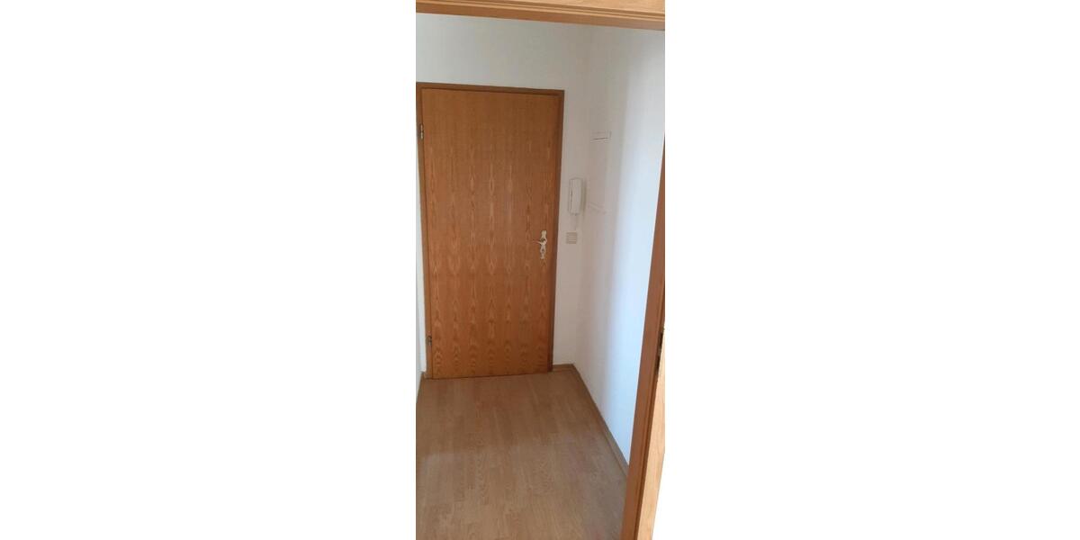 Dachgeschoßwohnung Köthen (Anhalt) - 1 Zimmer, 34 m&sup2;, 238&euro; | Angebot:26341165