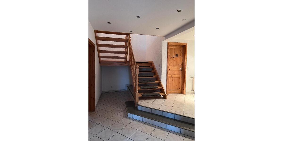 Maisonettenwohnung Nastätten - 6 Zimmer, 160 m&sup2;, 1.050&euro; | Angebot:26618750