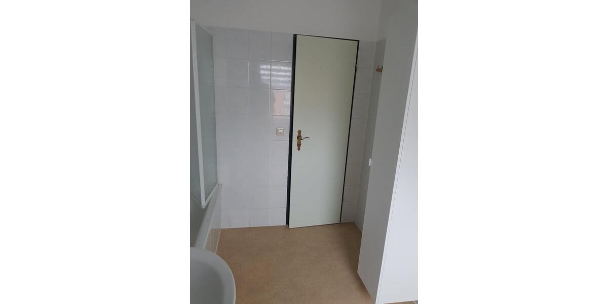 Etagenwohnung Großröhrsdorf - 3 Zimmer, 63 m&sup2;, 485&euro; | Angebot:24841468