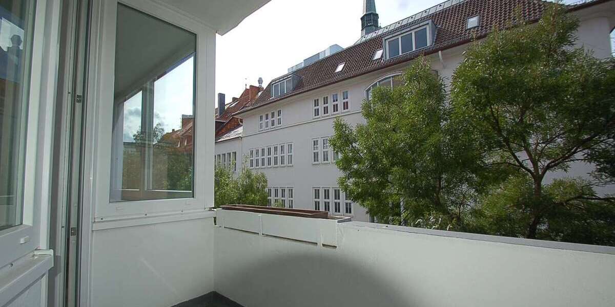Etagenwohnung Hildesheim Altstadt - 3 Zimmer, 91 m&sup2;, 765&euro; | Angebot:27095721