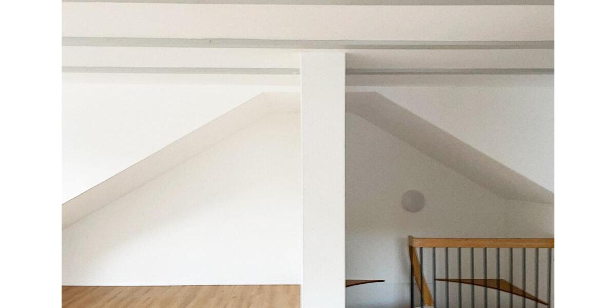 Dachgeschoßwohnung Aalen Ebnat - 1 Zimmer, 45 m&sup2;, 652&euro; | Angebot:25098836