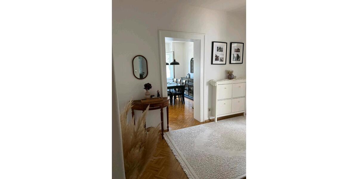 Zentrale Wohnung 96m² sofort verfügbar 3 zimmer