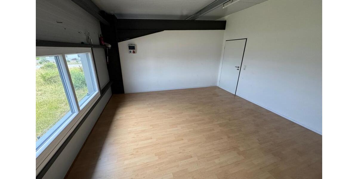 Gewerbeobjekt Kösching - 150&euro; | Angebot:24657130