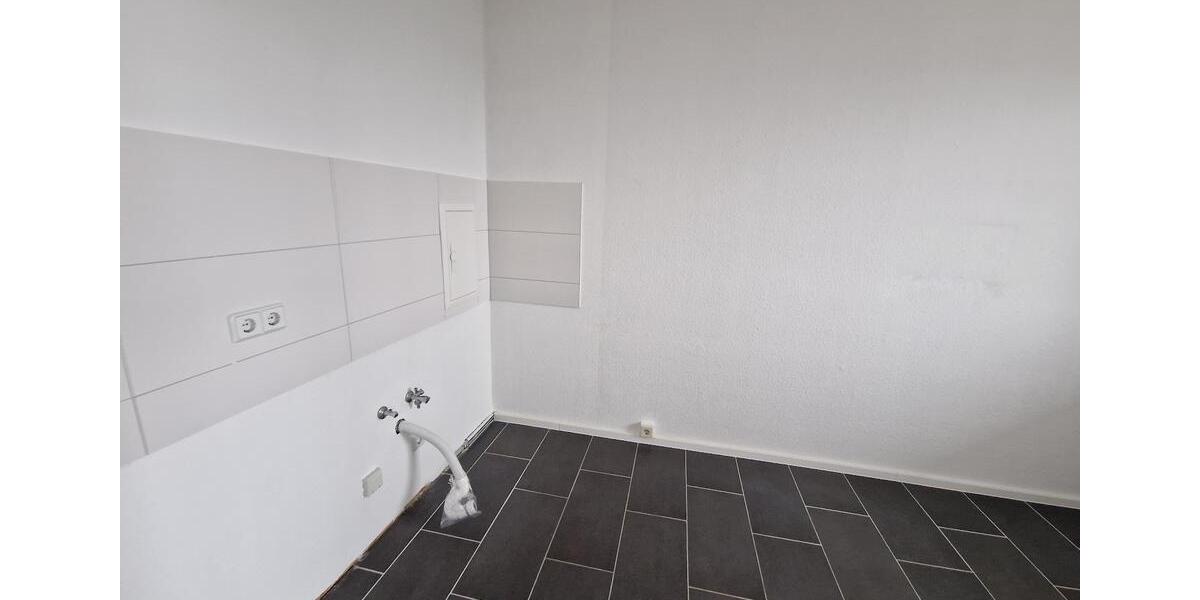 Etagenwohnung Neubrandenburg Datzeberg - 2 Zimmer, 48 m&sup2;, 291&euro; | Angebot:24700791