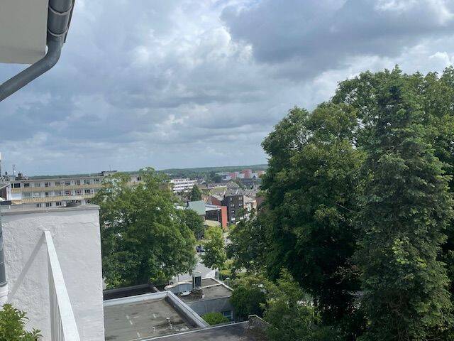 Etagenwohnung Mönchengladbach / Gladbach Stadtmitte - 3 Zimmer, 99 m&sup2;, 890&euro; | Angebot:26740275