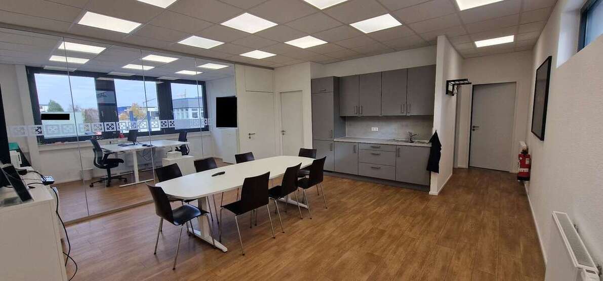 Büro in Fellbach 1.360 € 75 m² zimmer