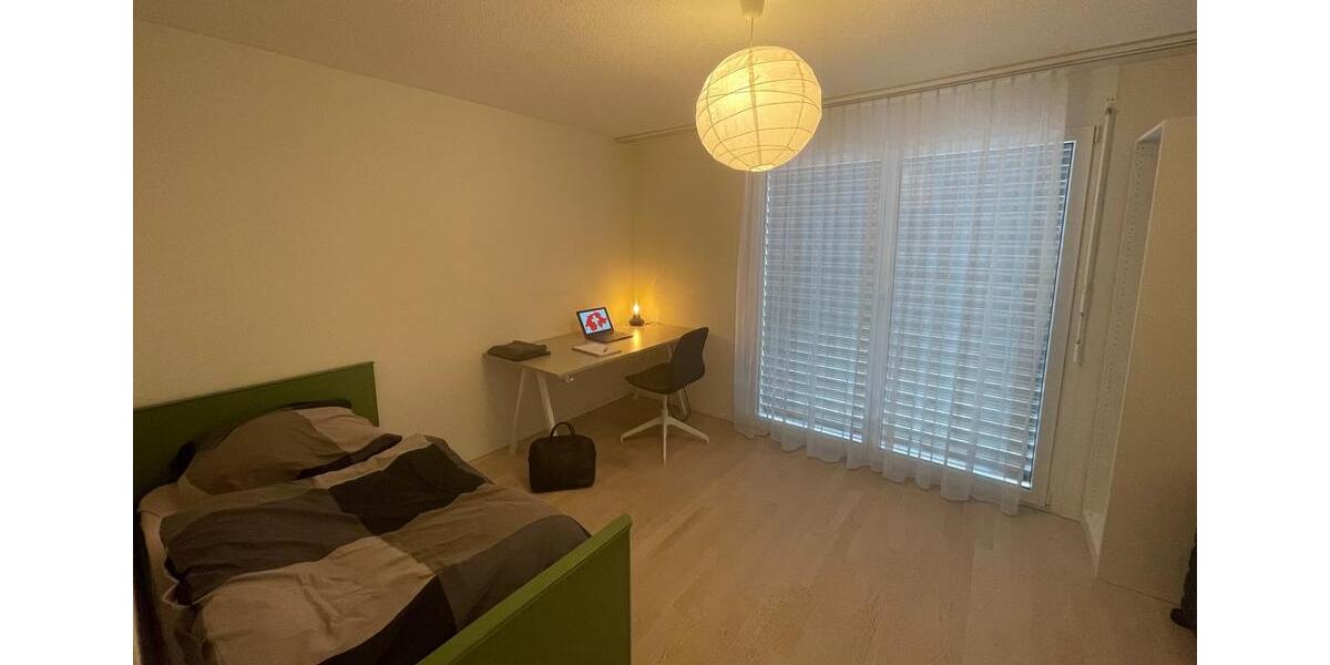 Wohnen auf Zeit Apolda - 3 Zimmer, 90 m&sup2;, 1.220&euro; | Angebot:22298992