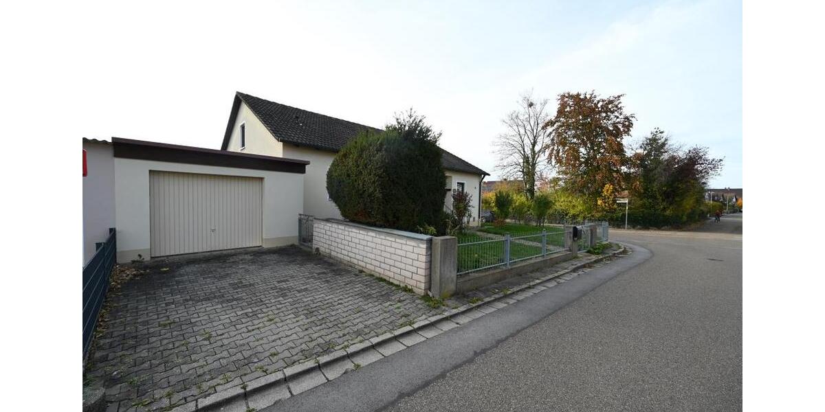 Herrliches Zuhause für die große Familie - sofort verfügbar! Renoviertes Einfamilienhaus in gefragter Lage 6 zimmer