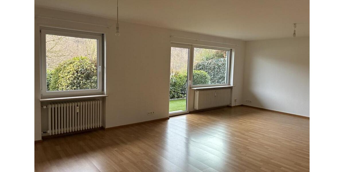 Erdgeschoßwohnung Saarbrücken Eschberg - 3 Zimmer, 102 m&sup2;, 850&euro; | Angebot:24980748