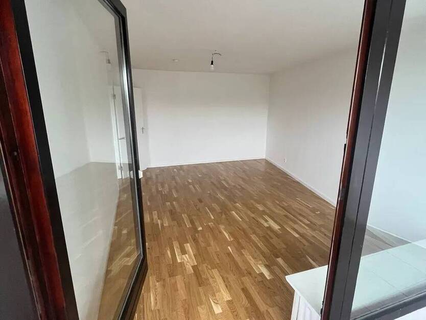 Lichtdurchflutete 2-Zimmer-Wohnung mit großem Balkon in Toplage Haidhausen