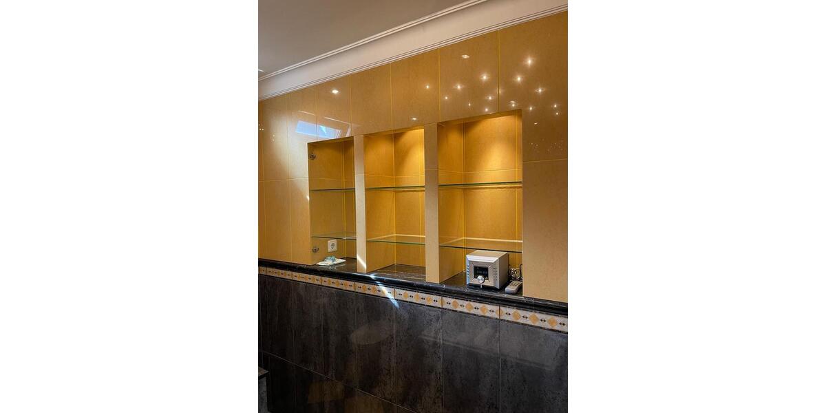 Erdgeschoßwohnung Berlin Neukölln - 5 Zimmer, 137 m&sup2;, 2.700&euro; | Angebot:24351703