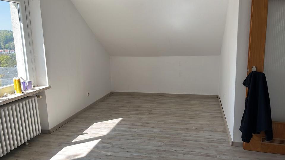 Dachgeschoßwohnung Vlotho - 1.5 Zimmer, 44 m&sup2;, 400&euro; | Angebot:26579736