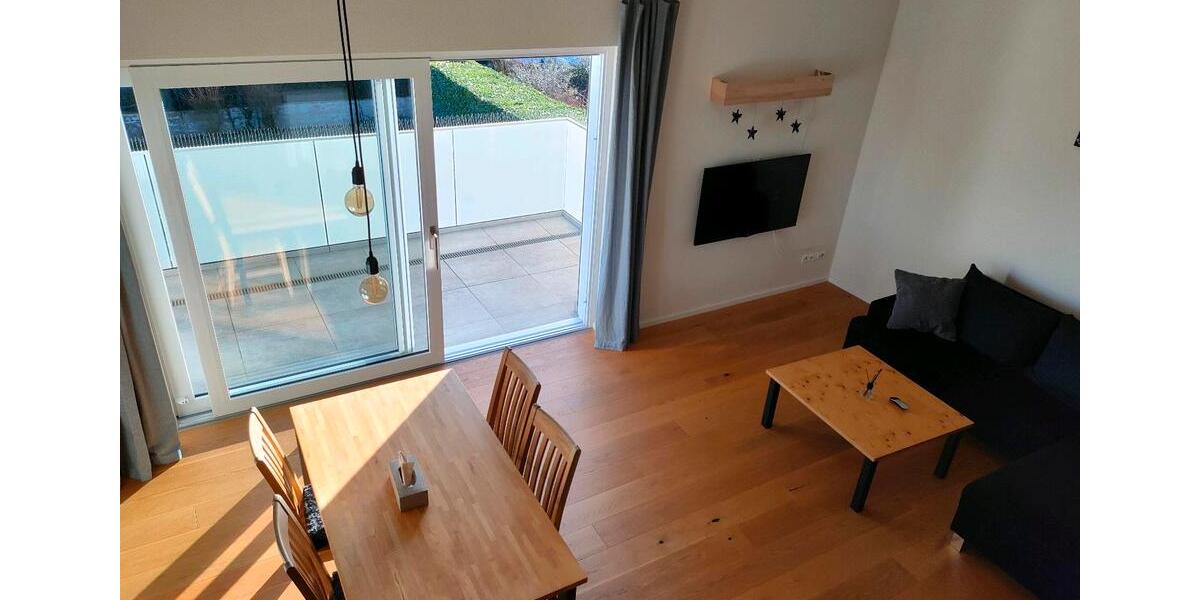 Dachgeschoßwohnung Essingen - 2 Zimmer, 92 m&sup2;, 1.400&euro; | Angebot:24964475