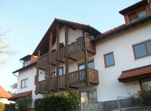 Dachgeschoßwohnung Heppenheim (Bergstraße) - 3 Zimmer, 83 m&sup2;, 900&euro; | Angebot:26560729
