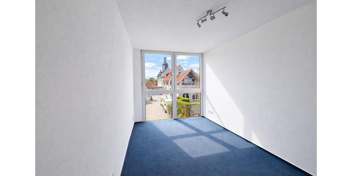 Reihenhaus Bad Vilbel - 5 Zimmer, 177 m&sup2;, 2.900&euro; | Angebot:25862446