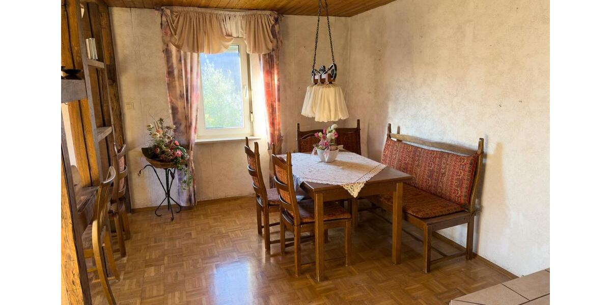 Etagenwohnung Kreuztal - 4 Zimmer, 138 m&sup2;, 1.139&euro; | Angebot:25235945