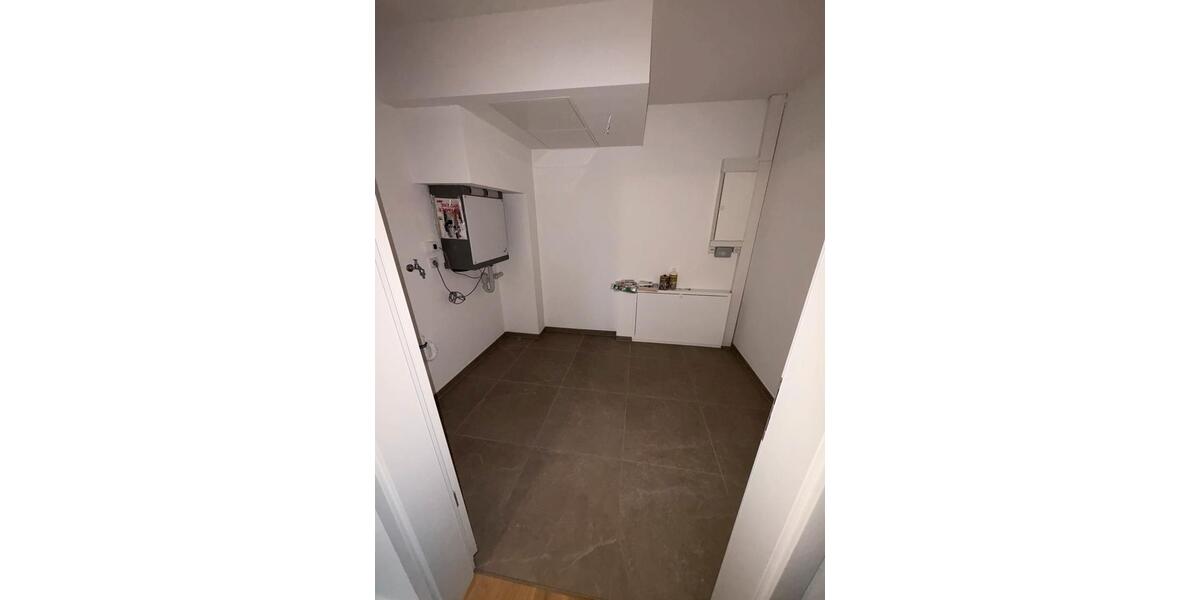 Erdgeschoßwohnung Hiddenhausen - 1 Zimmer, 119 m&sup2;, 1.834&euro; | Angebot:24818934