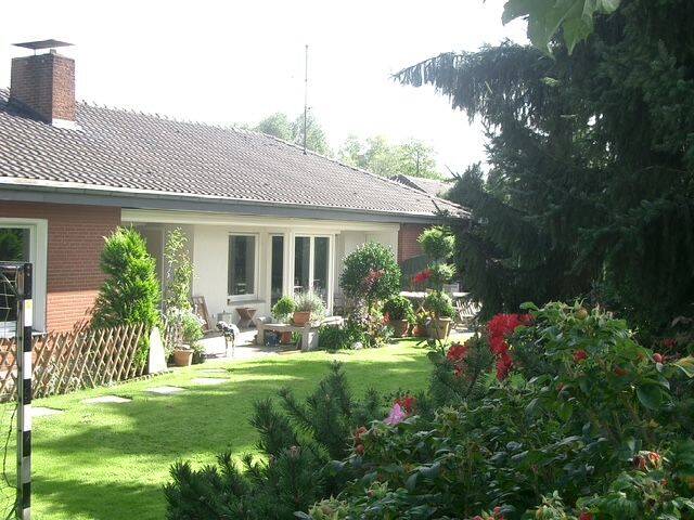 Freistehendes Einfamilienhaus zu Miete - direkt am Landschaftsschutzgebiet gelegen
