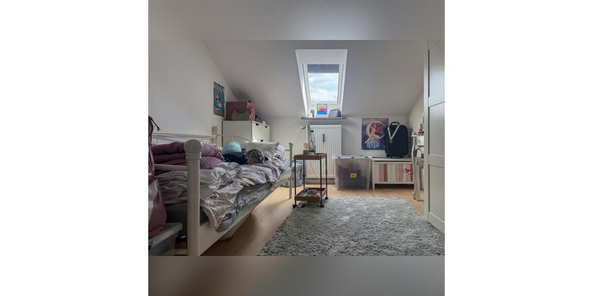 Schöne 3 Zimmer Wohnung mit Garten, Stellplatz und Einbauküche 3 zimmer