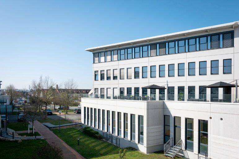 Moderne Offices und Coworking mit Dachterrasse - All-in-Miete