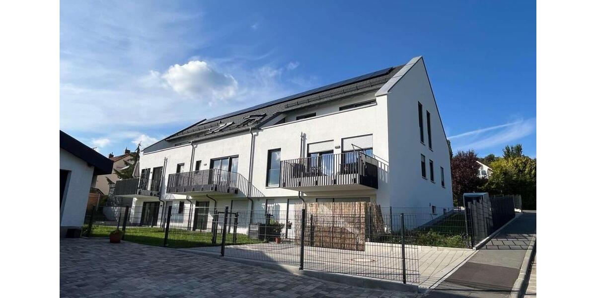 Etagenwohnung Heroldsbach - 3 Zimmer, 82 m&sup2;, 1.190&euro; | Angebot:26121865