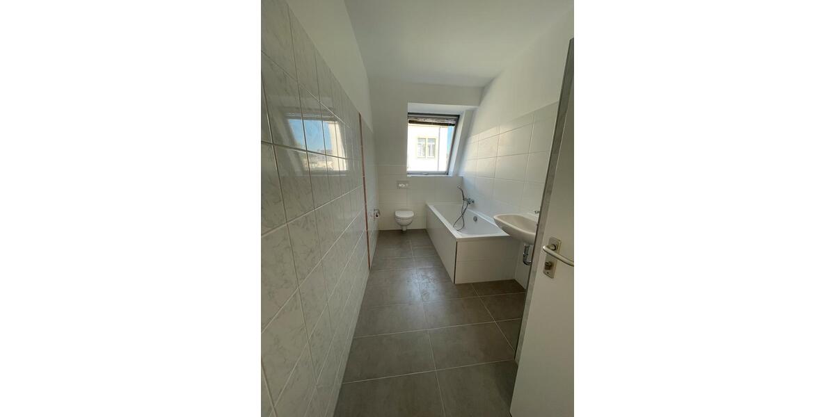 Etagenwohnung Dresden Cotta - 5 Zimmer, 141 m&sup2;, 1.420&euro; | Angebot:20452324