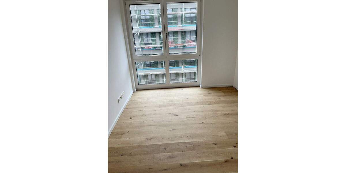 Etagenwohnung Hannover Döhren - 5 Zimmer, 140 m&sup2;, 1.990&euro; | Angebot:24696709