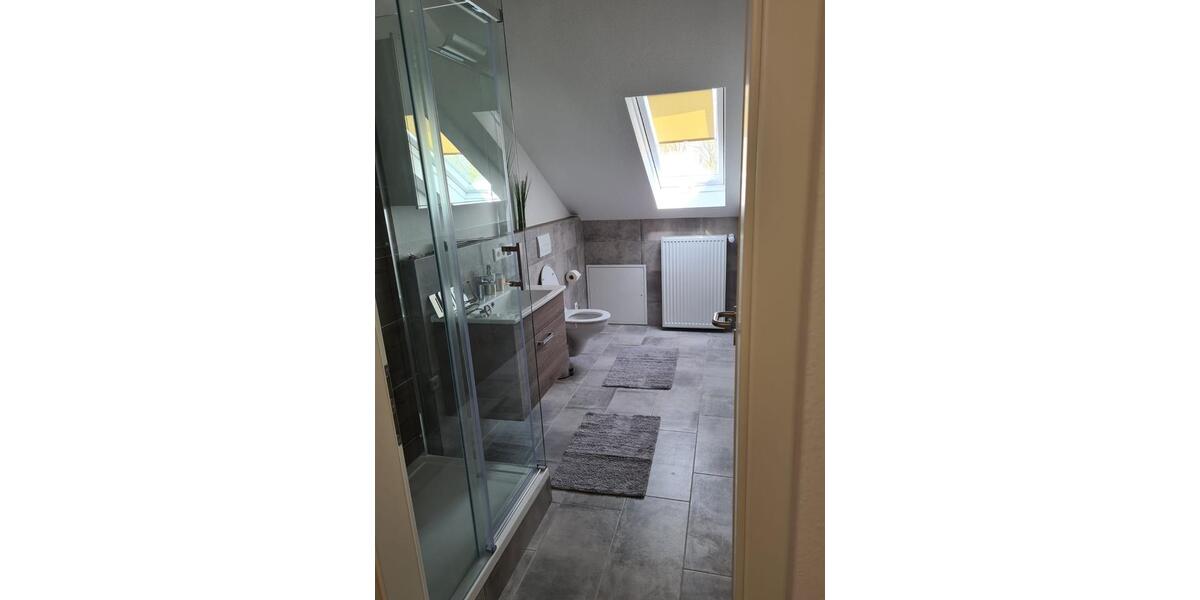 Wohnen auf Zeit Kassel Niederzwehren - 4 Zimmer, 111 m&sup2;, 439&euro; | Angebot:26551251