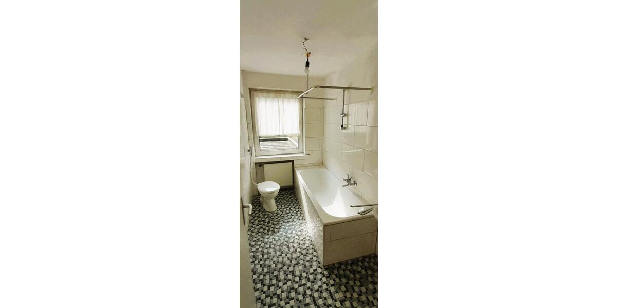 Erdgeschoßwohnung Lennestadt - 3 Zimmer, 82 m&sup2;, 600&euro; | Angebot:26270991