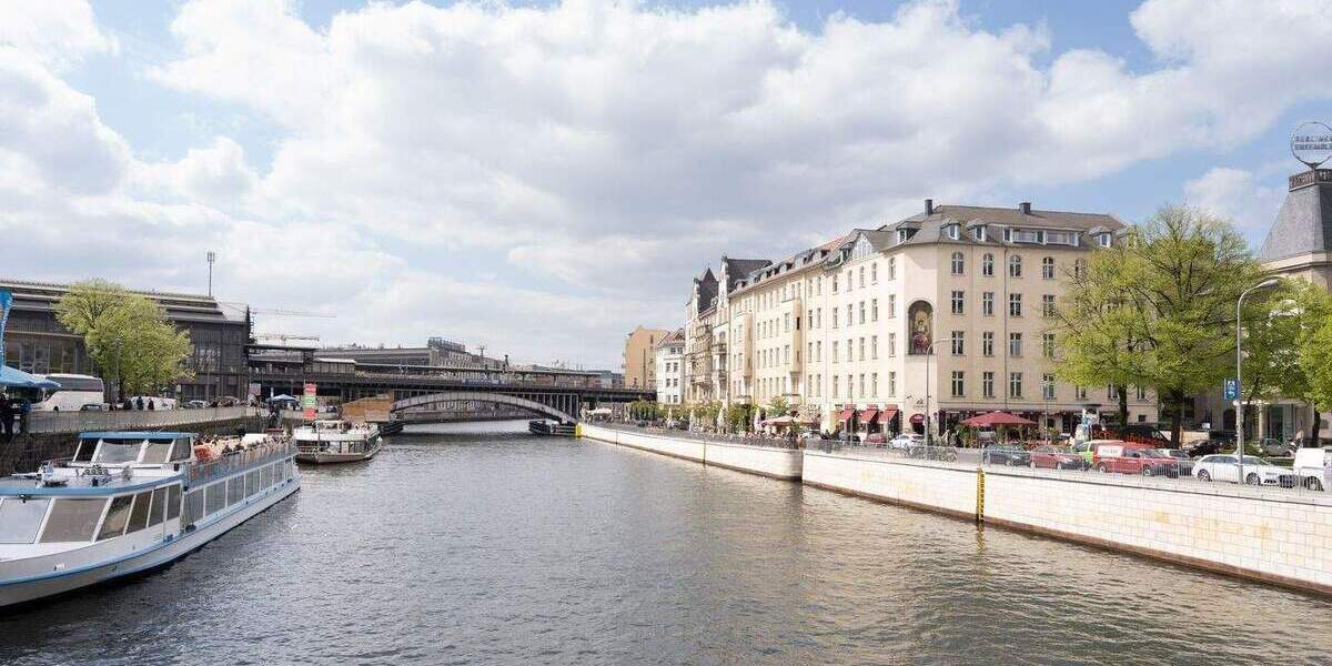 Etagenwohnung Berlin Mitte - 5 Zimmer, 213 m&sup2;, 4.750&euro; | Angebot:25699929