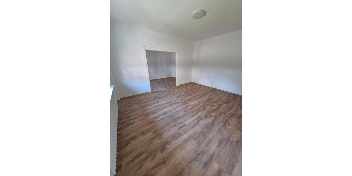 Erdgeschoßwohnung Namborn - 3.5 Zimmer, 90 m&sup2;, 760&euro; | Angebot:26224517