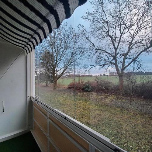 Auf dem Balkon frühstücken... zimmer