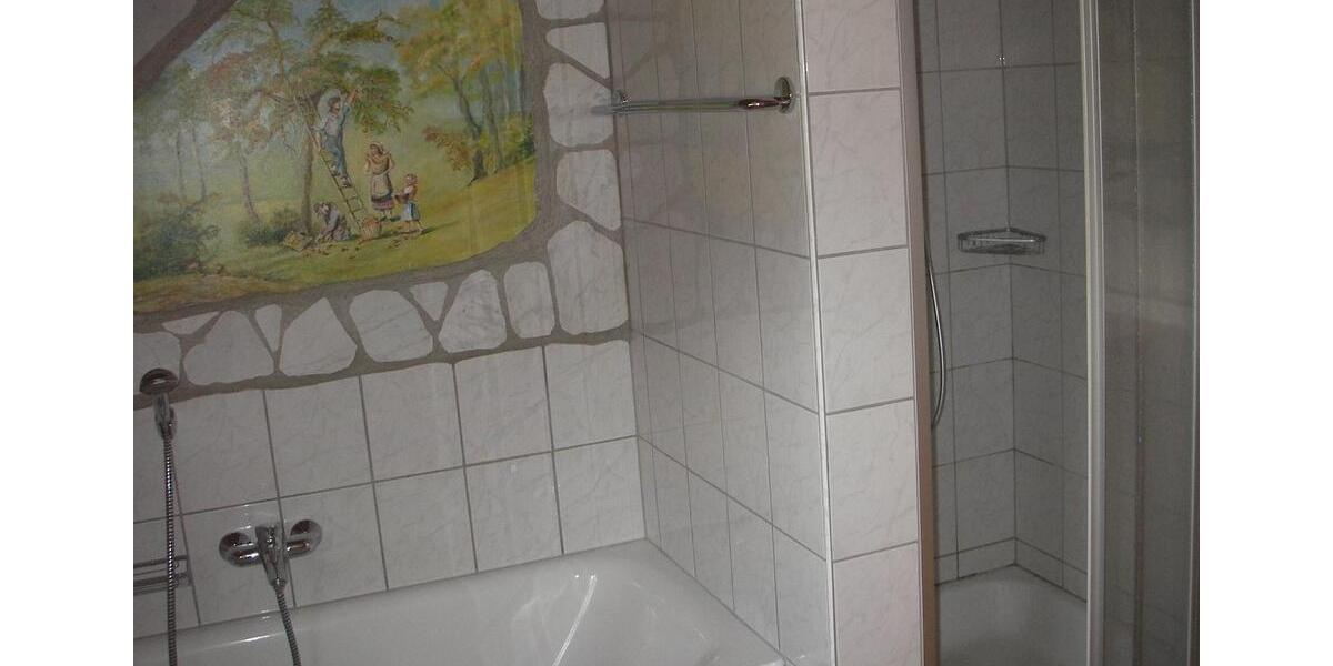 Dachgeschoßwohnung Feldberg (Schwarzwald) - 3 Zimmer, 85 m&sup2;, 680&euro; | Angebot:25807550