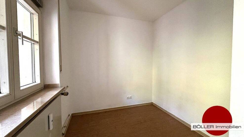 Klein! Fein! Mein! 1-Zi. Apartment mit Balkon direkt an der Hallerwiese!