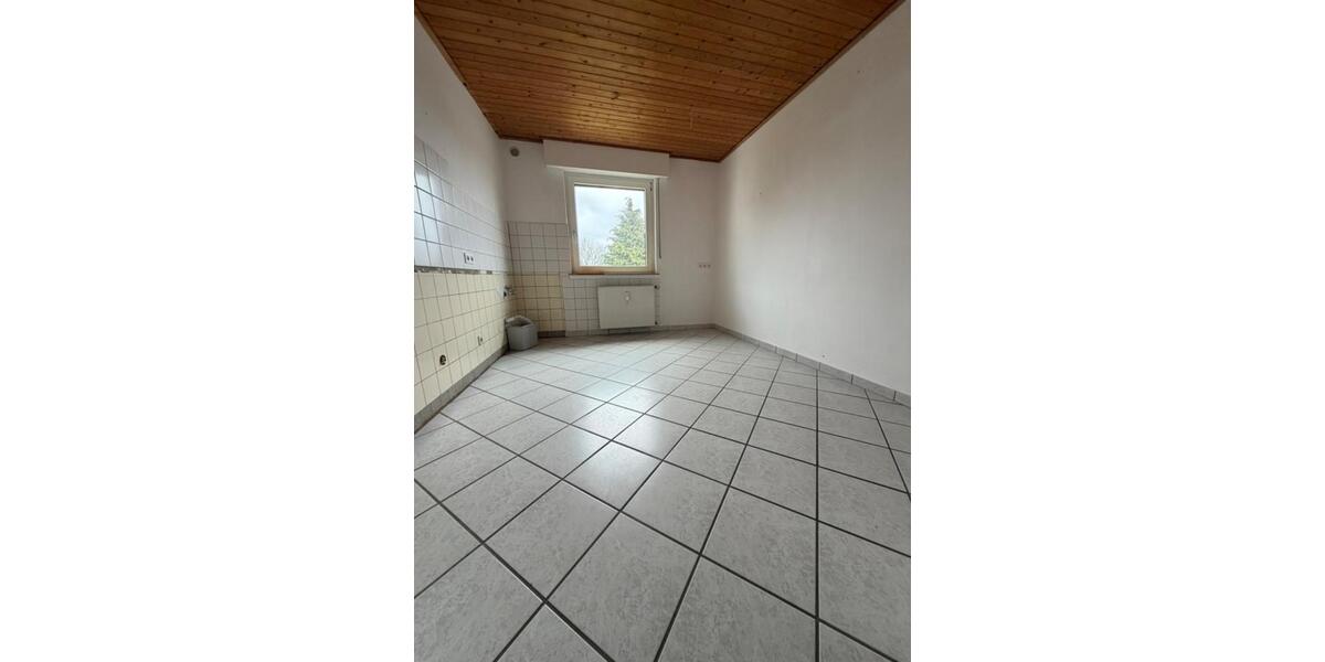 Etagenwohnung Fröndenberg (Ruhr) - 3 Zimmer, 84 m&sup2;, 530&euro; | Angebot:25406194