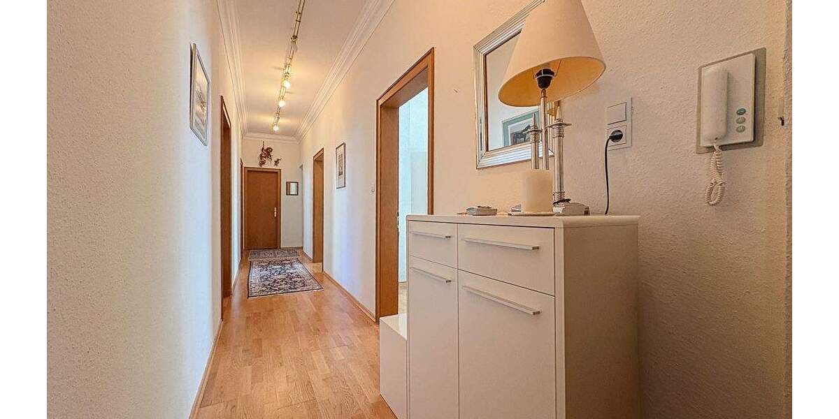 Terrassenwohnung Bad Neuenahr-Ahrweiler Bad Neuenahr - 4 Zimmer, 150 m&sup2;, 1.390&euro; | Angebot:25695615